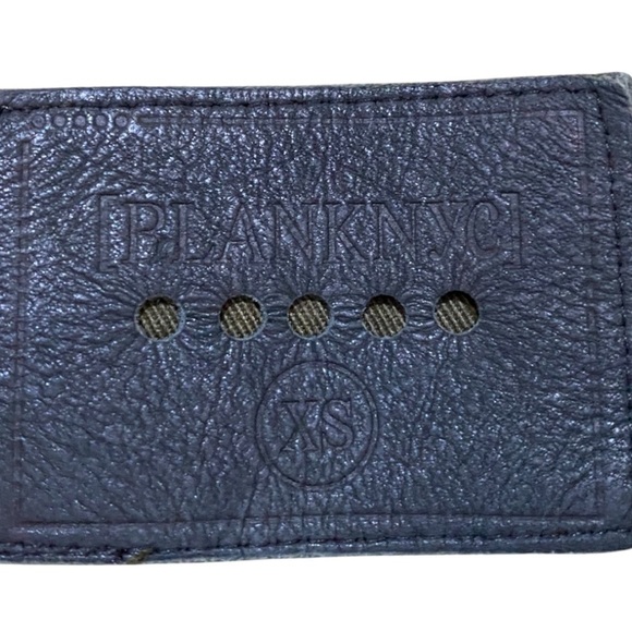 Blank NYC lined and hooded army green jacket with cuff & shoulder detail… - Picture 2 of 6